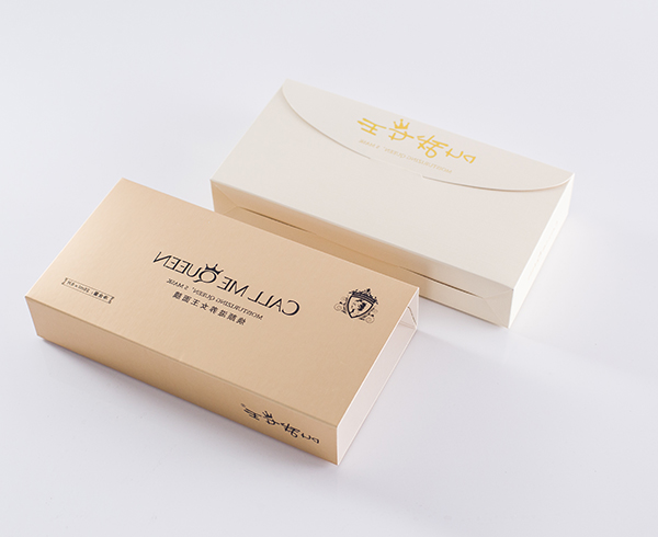 叫我女王-焕顔滋养女王面膜-金卡盒